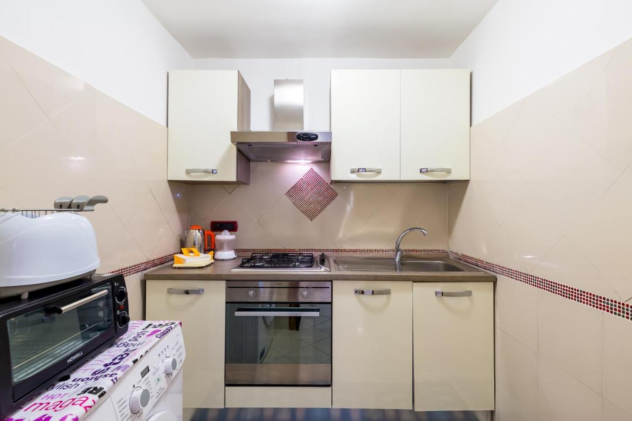 Qs1 - Indipendent Flat In Center Daire Napoli Dış mekan fotoğraf
