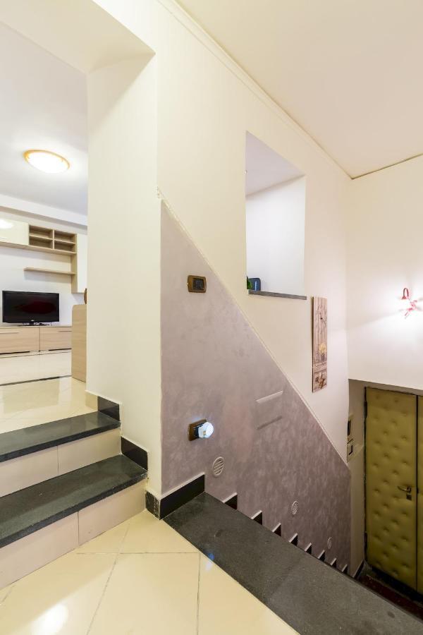 Qs1 - Indipendent Flat In Center Daire Napoli Dış mekan fotoğraf