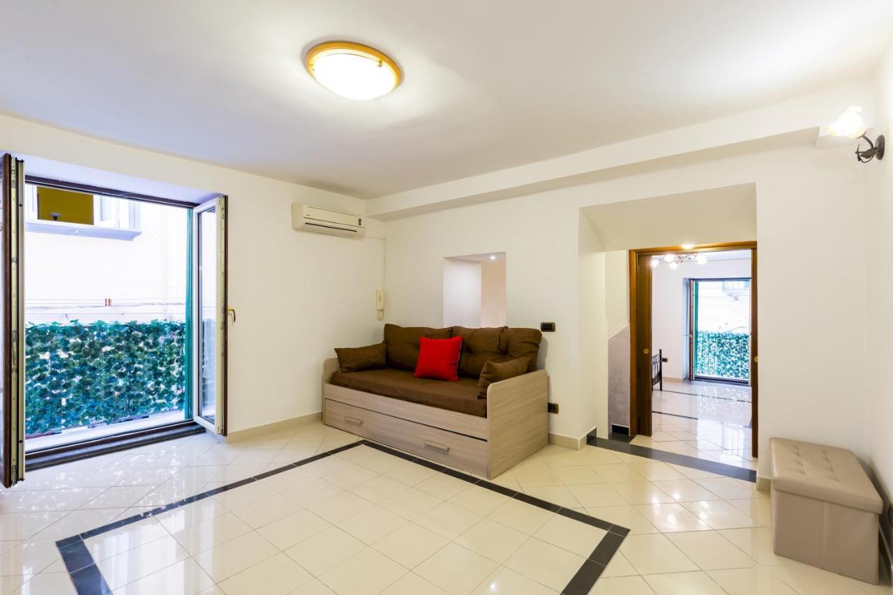 Qs1 - Indipendent Flat In Center Daire Napoli Dış mekan fotoğraf
